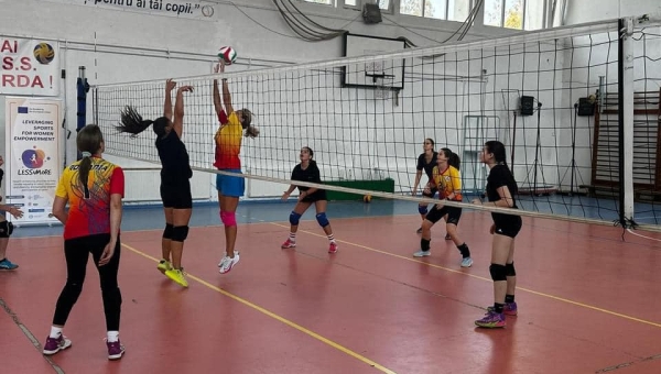 Demo Less4More presentation in Turda, from our Romanian partner